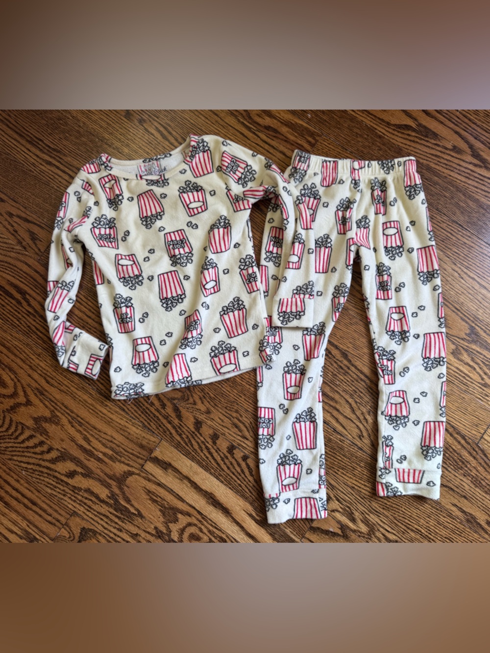 Cat & Jack Toddler 2 pc Popcorn Pajama Set Cream 5T